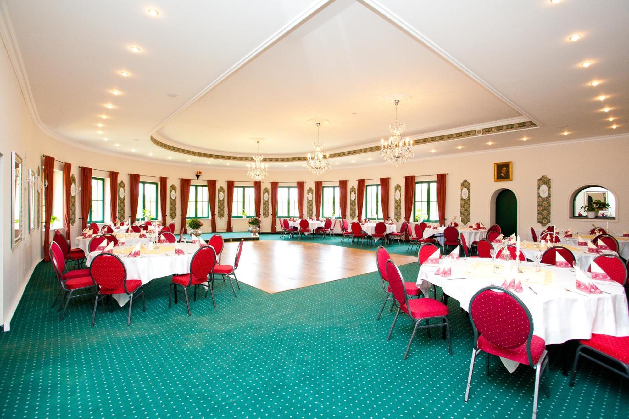 Gastwirtschaft & Hotel Hallescher Anger เนาม์บวร์ก ภายนอก รูปภาพ