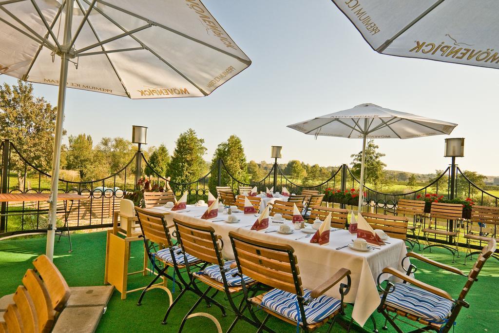 Gastwirtschaft & Hotel Hallescher Anger เนาม์บวร์ก ภายนอก รูปภาพ