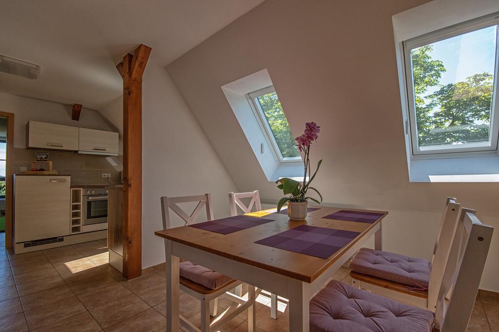 Gastwirtschaft & Hotel Hallescher Anger เนาม์บวร์ก ภายนอก รูปภาพ